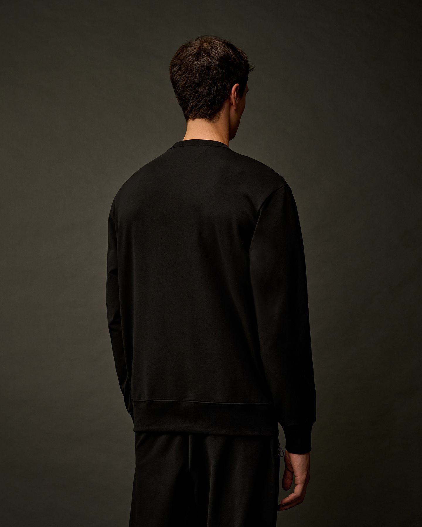 スウェット・トレーナー C.P. Company Metropolis Logo Crew Neck Sweatshirt Black 17CL C.P. Company | C.P. Mock Neck Lens Sweatshirt - Black